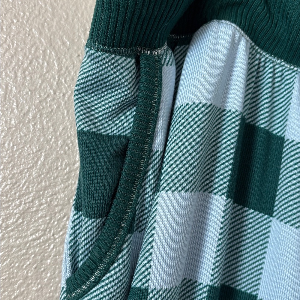 Joyspun Women’s Plus Size Plaid Super Soft Pajama Pants 3X 22/24 Blue Green - Picture 3 of 6